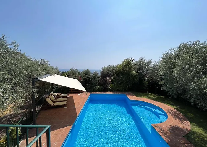 8 Pax By Villasretreats Holiday home *