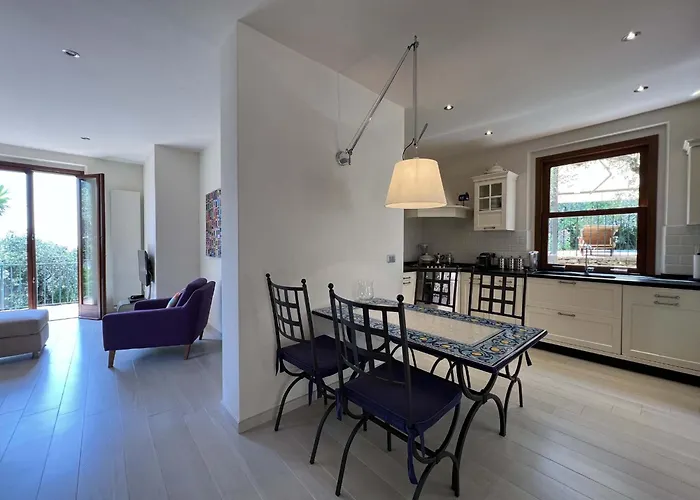 8 Pax By Villasretreats *